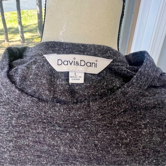 Davi & Dani long sleeve, leopard print shirt - Picture 5 of 5